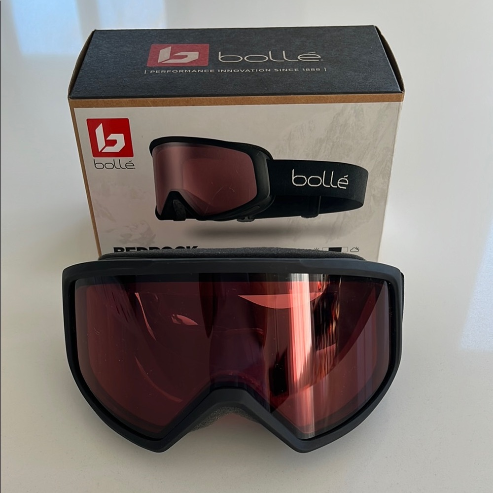 Bollé Ski Goggles with Red/Pink Lens